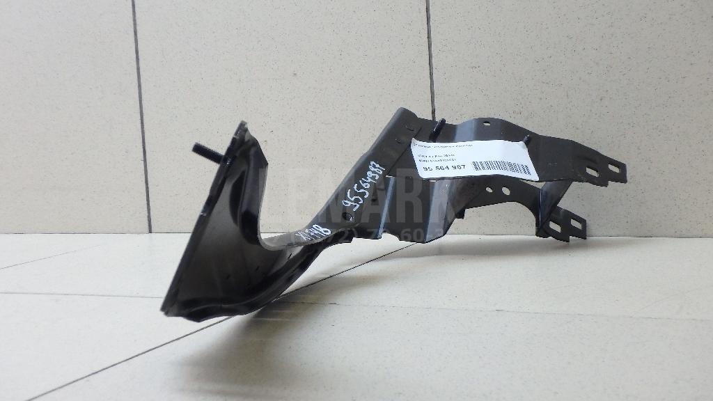 Элемент передней панели для  BMW 1-serie E82/E88 2007-2013