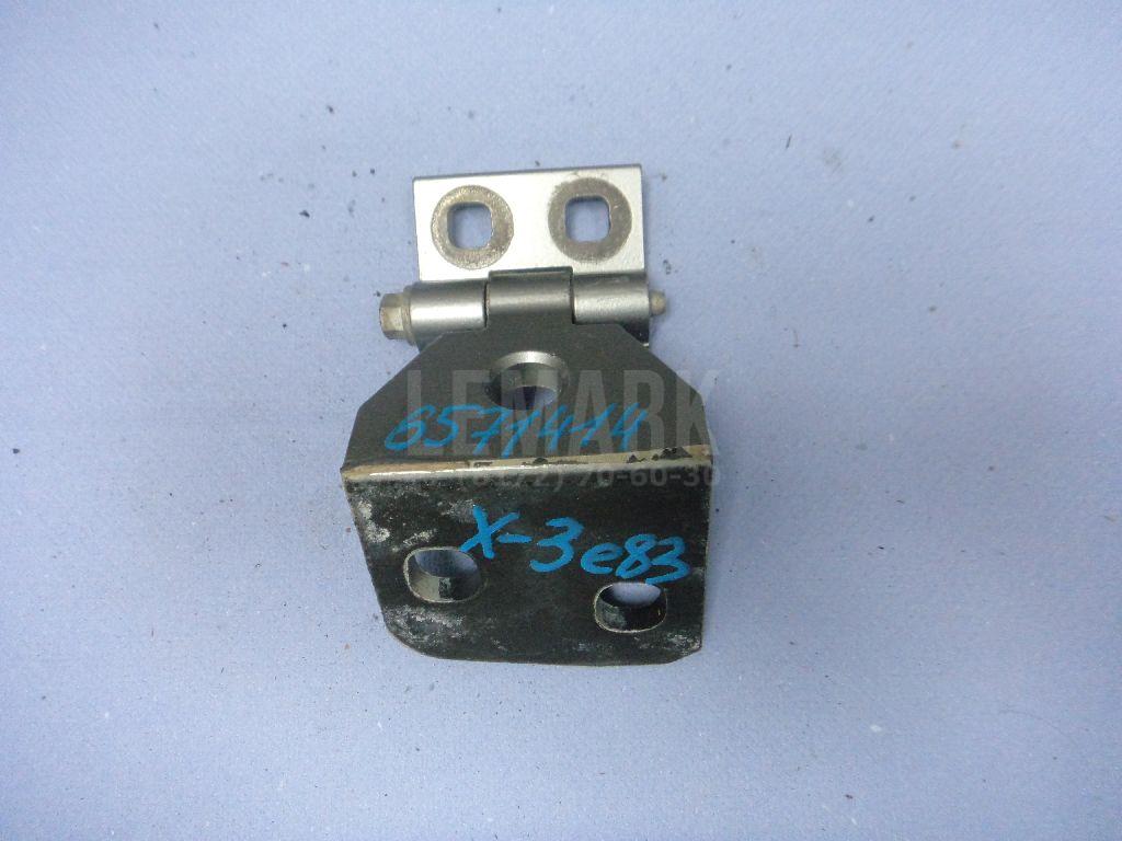 Петля двери