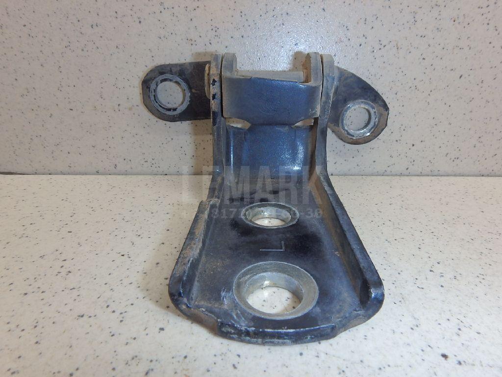 Петля двери задней левой нижняя 6878052031 Toyota