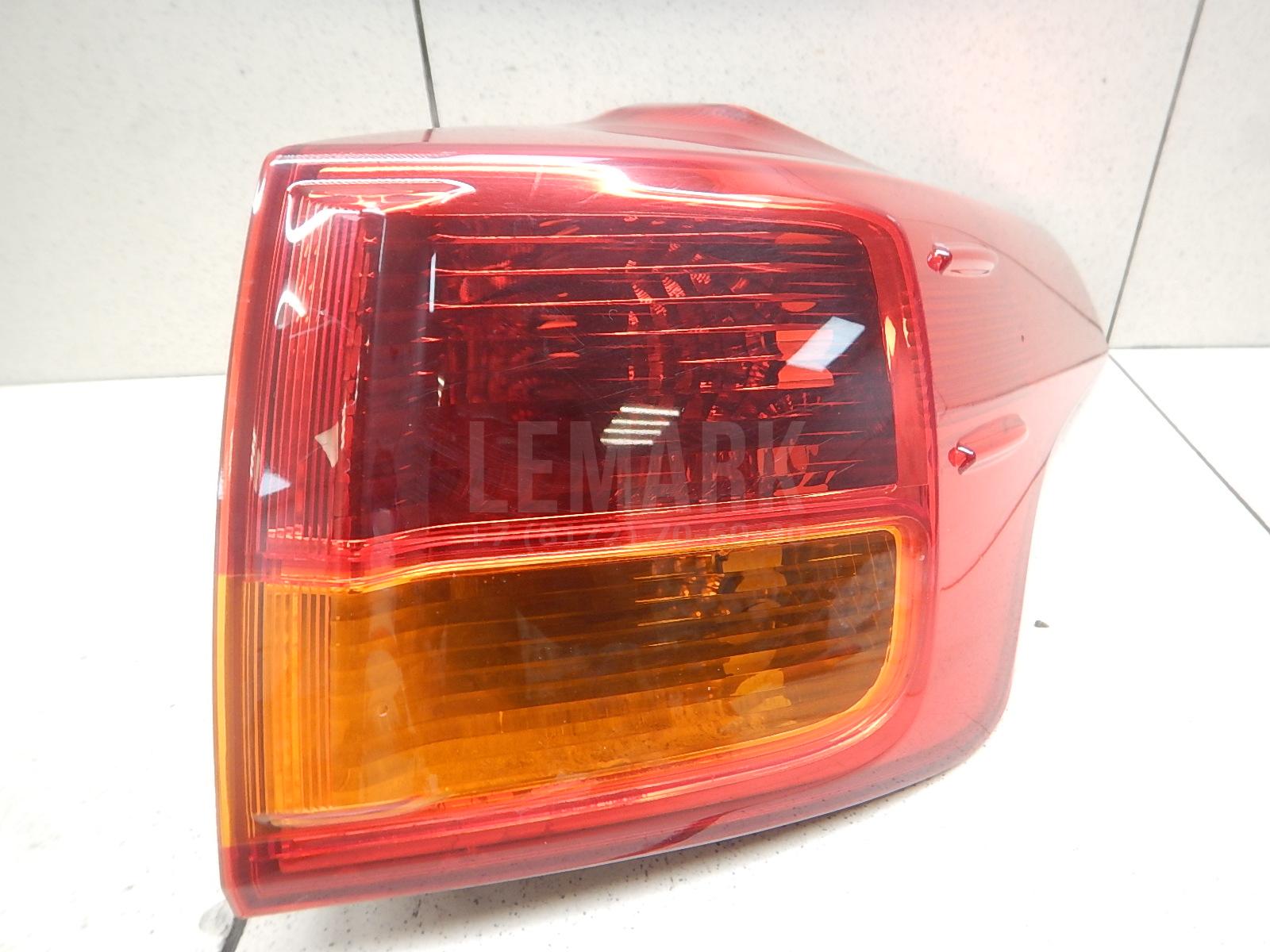 Фонарь задний наружный правый 8155142171 Toyota