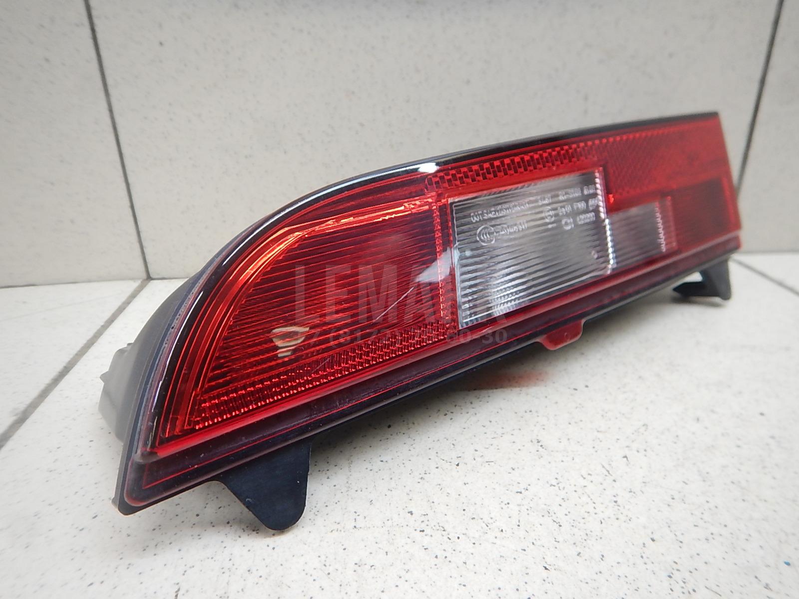 Фонарь задний в бампер левый для  Acura TSX 2003-2008