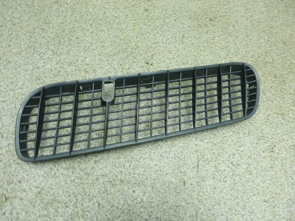 Решетка в капот для  BMW 7-serie G11/G12 2015-2022