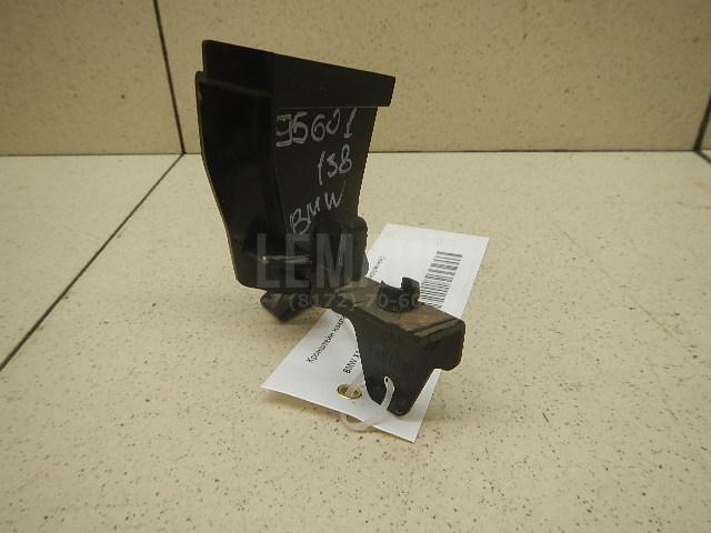 Кронштейн накладки на порог (наружней) для  BMW 1-serie E82/E88 2007-2013