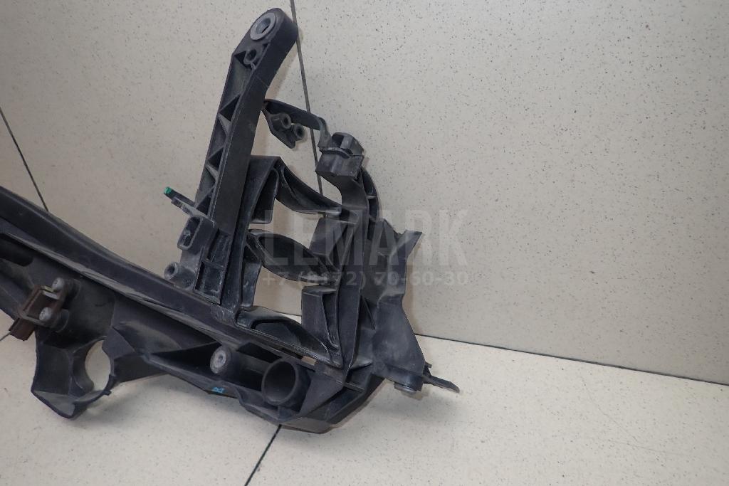 Кронштейн фар левый для  BMW 5-serie G30/G31/F90 2017-2023