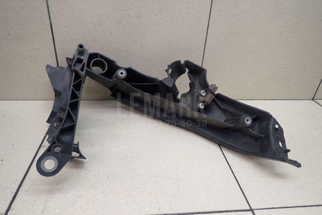 Кронштейн фар левый для  BMW 5-serie G30/G31/F90 2017-2023