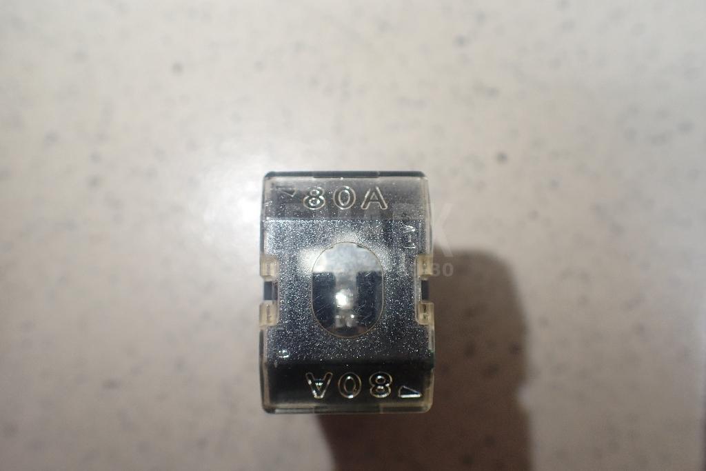 Предохранитель 9098208305 Toyota