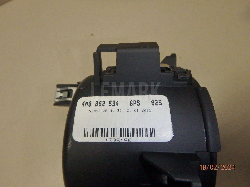 Подстаканник для  BMW X1 U11 2022