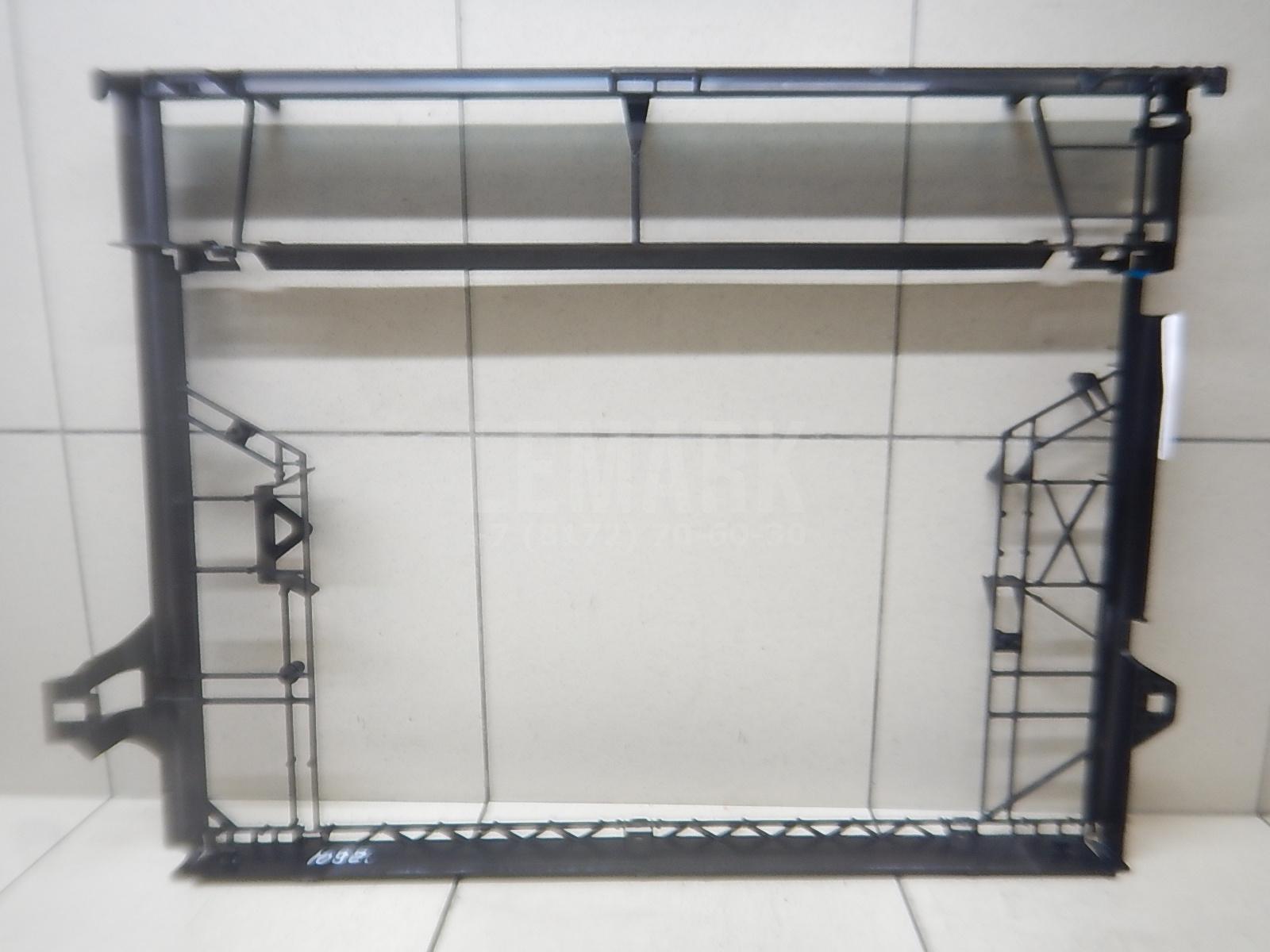 Рамка радиатора 95810614100 VAG
