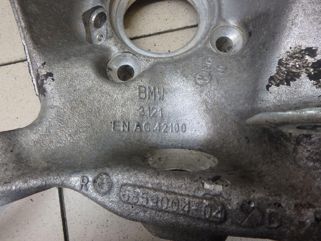 Кулак поворотный передний правый для  Alfa Romeo Alfetta 1974-1986