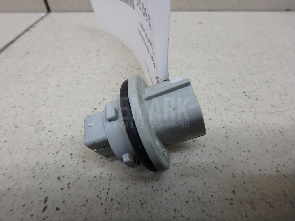 Патрон лампы 8151542050 Toyota