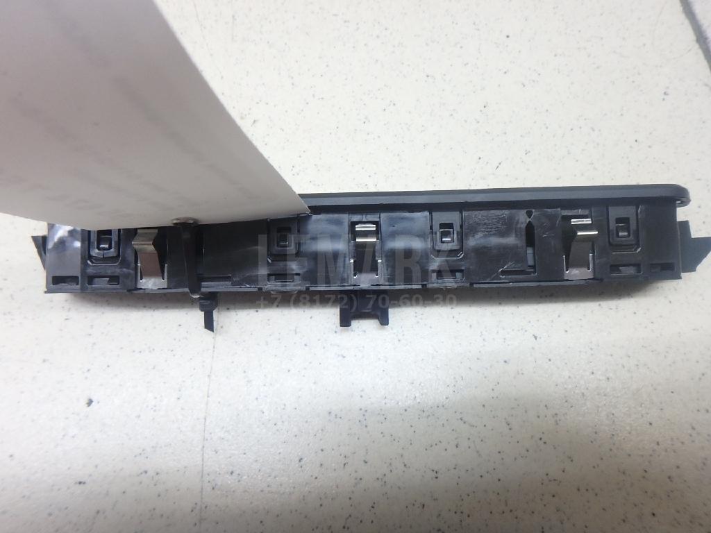 Блок кнопок управления сиденьем для  BMW X3 E83 2004-2010