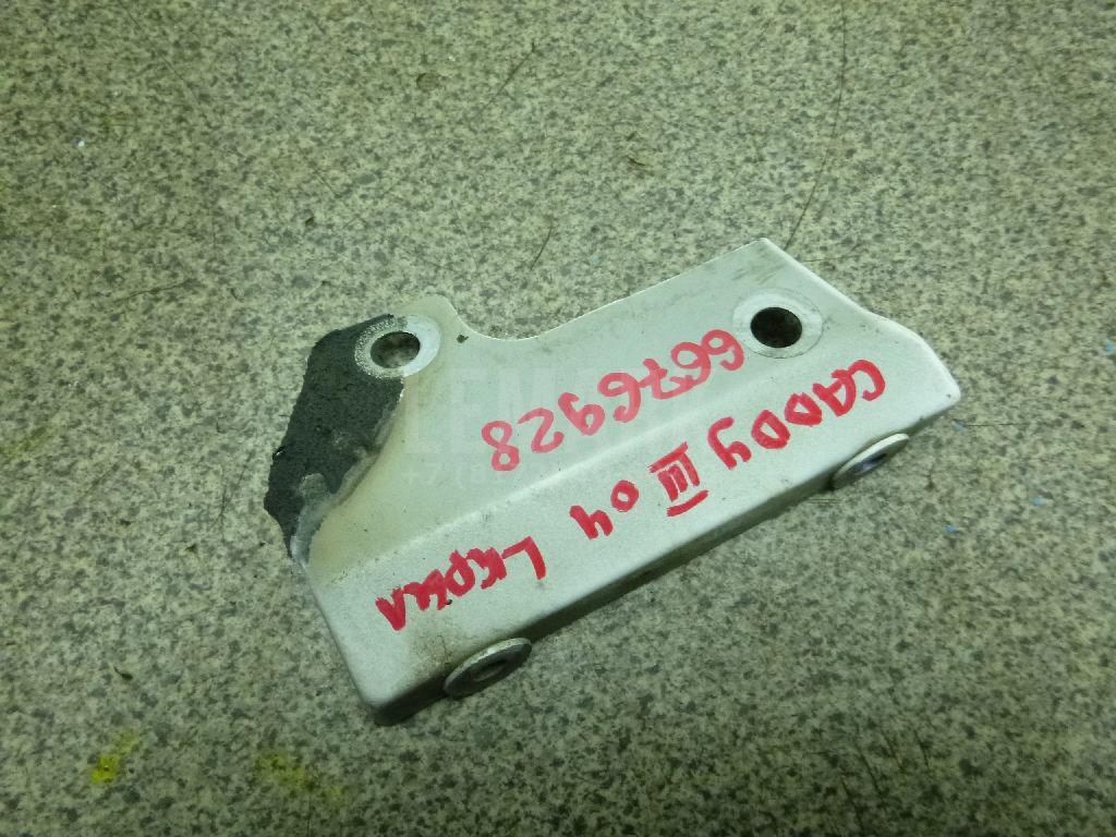Кронштейн крепления крыла 1T0810333A VAG