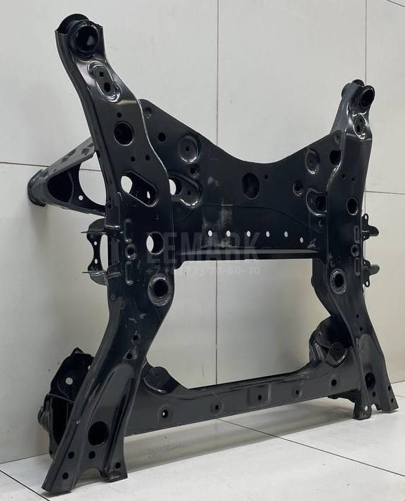 Балка подмоторная для  Audi