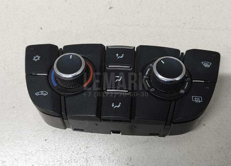 Блок управления отопителем 13346092 GM