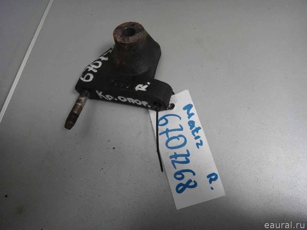 Кронштейн опоры двигателя