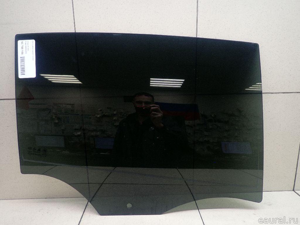 Стекло двери задней правой