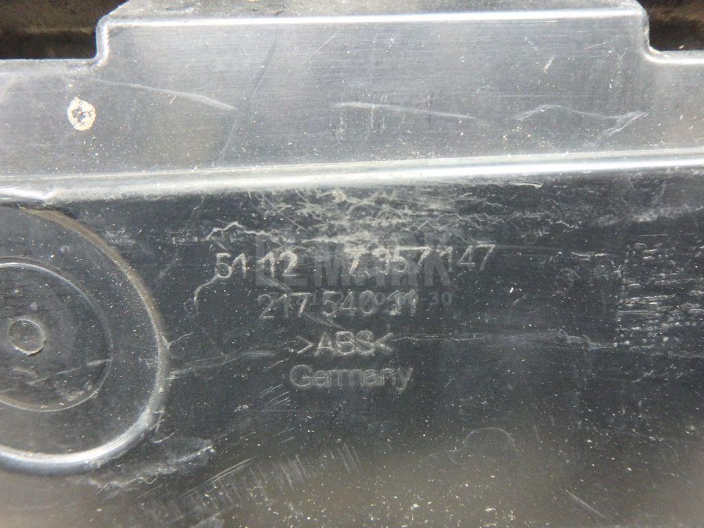 Направляющая заднего бампера левая для  BMW 7-serie F01/F02 2008-2015