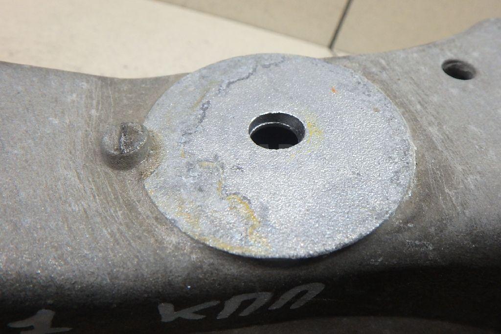 Кронштейн КПП для  BMW 7-serie F01/F02 2008-2015