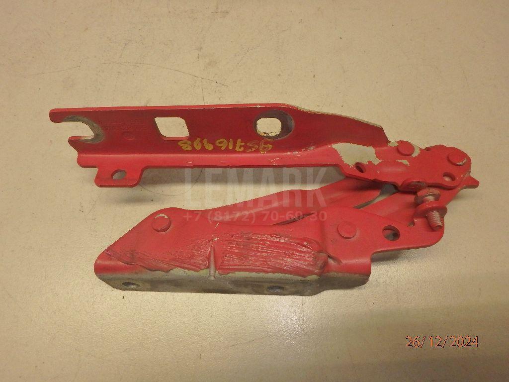 Петля капота правая 5K0823302C VAG