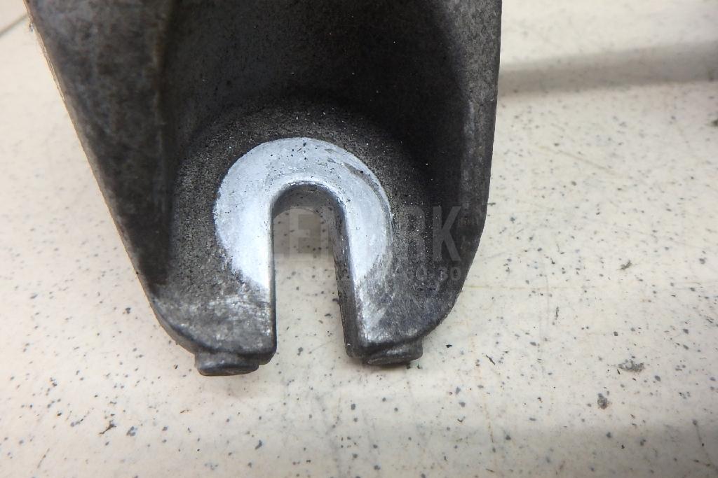 Кронштейн КПП для  BMW 1-serie E87/E81 2004-2011