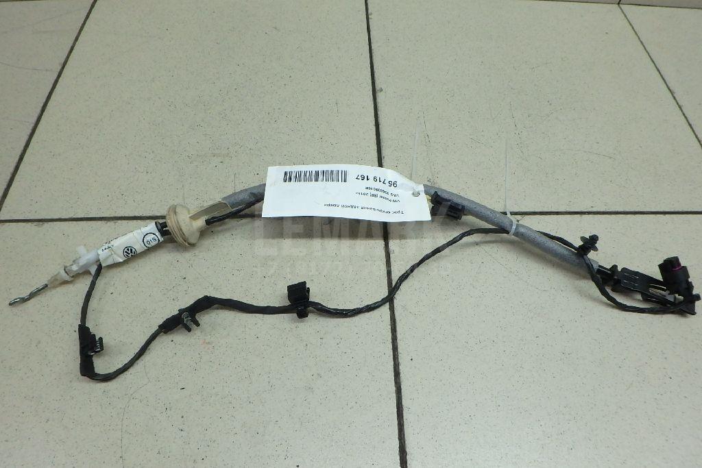 Трос открывания задней двери 3G0839086E VAG