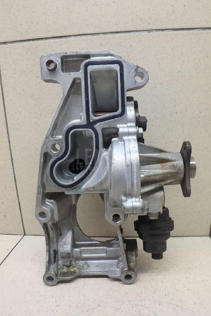Насос водяной (помпа) для  BMW X5 F15/F85 2013-2018