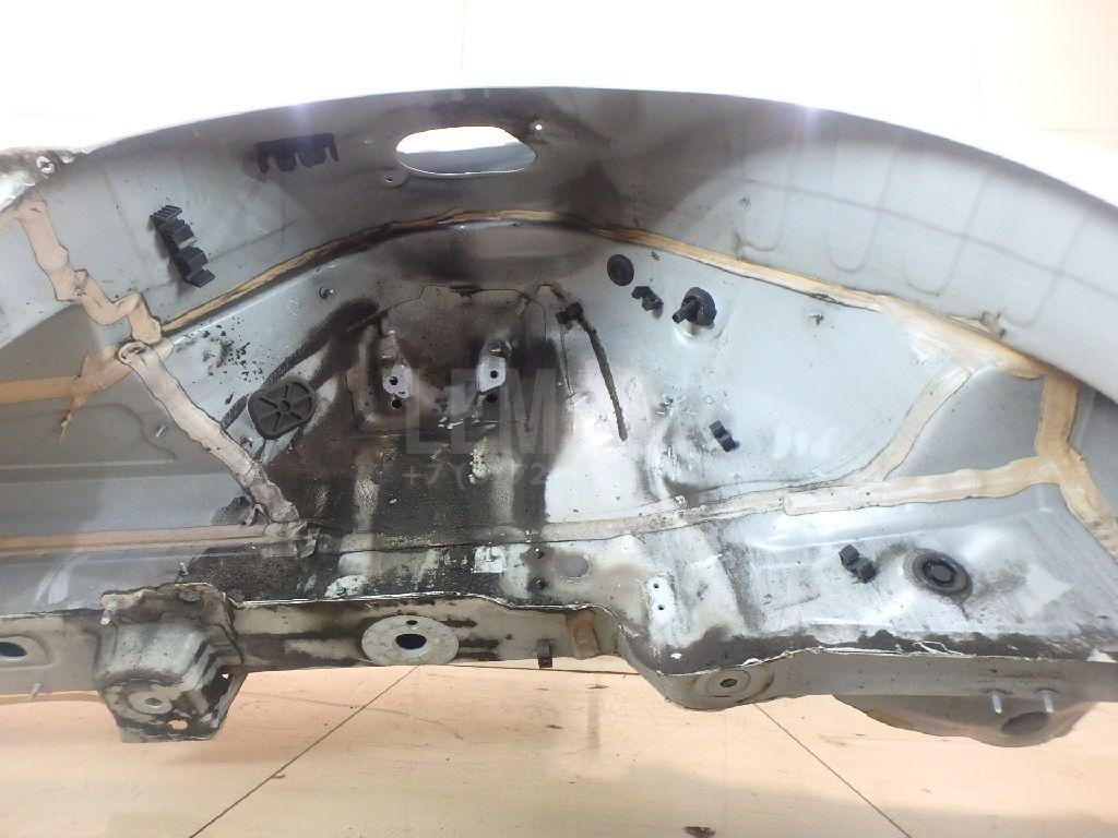 Крыло заднее правое для  BMW X5 E70 2007-2013