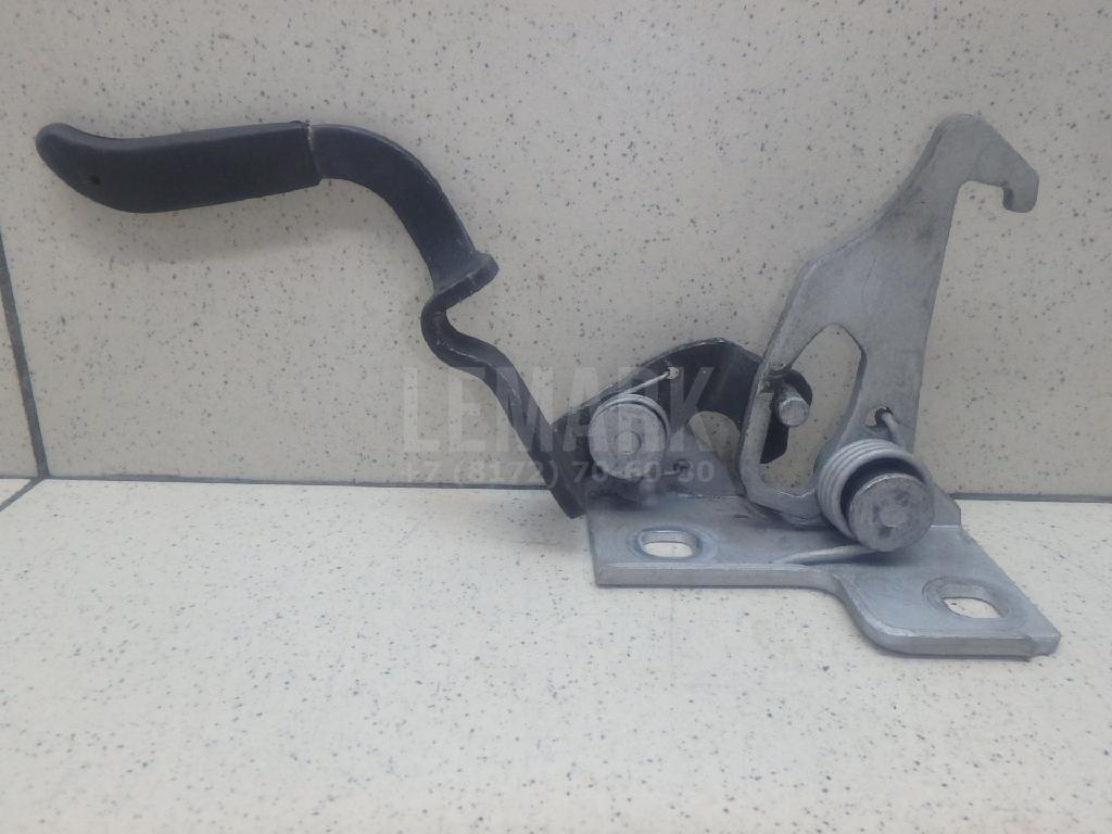 Крючок капота для  BMW 3-serie E90/E91 2005-2012