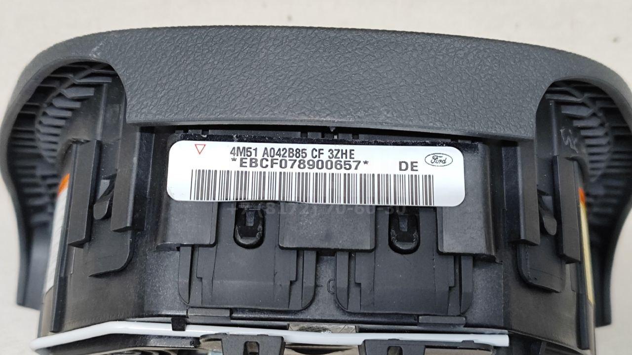 Подушка безопасности в рулевое колесо для  Ford Fiesta 2001-2008