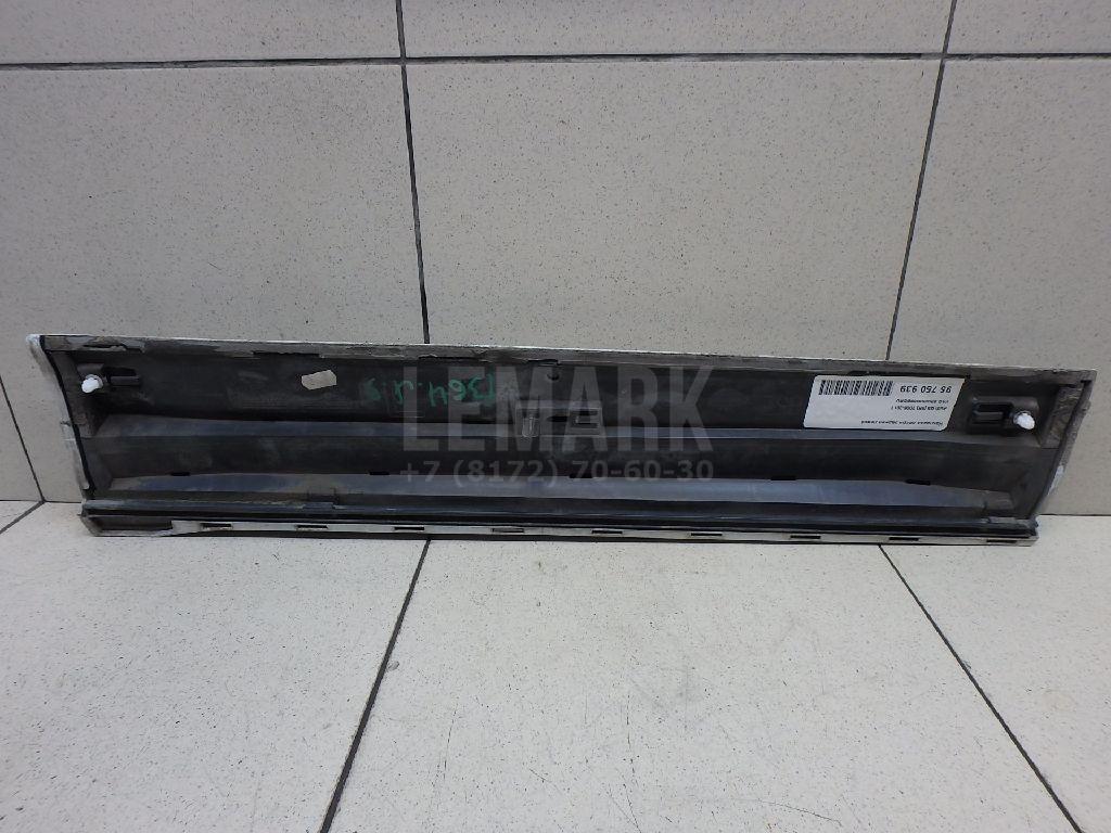 Накладка двери задней левой для  BMW 1-serie F20/F21 2011-2019