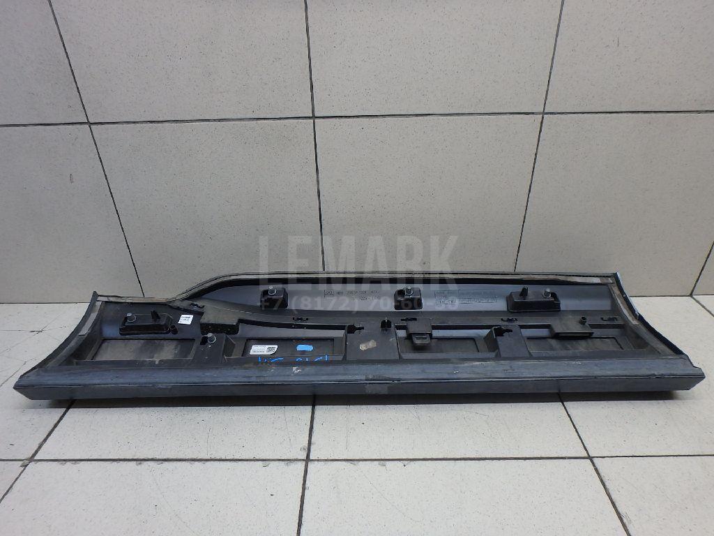 Накладка двери задней левой для  BMW X1 E84 2009-2015