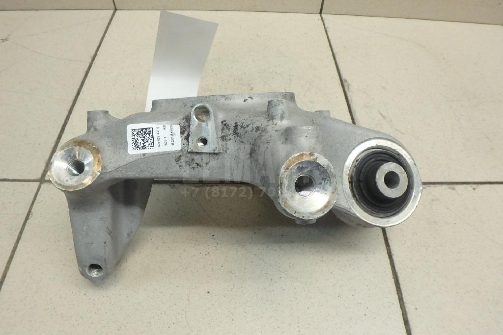 Кулак поворотный задний правый для  BMW 1-serie F20/F21 2011-2019