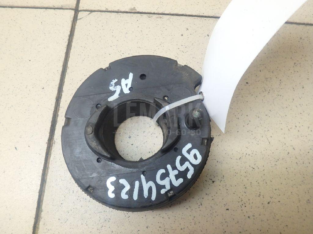 Опора задней пружины нижняя