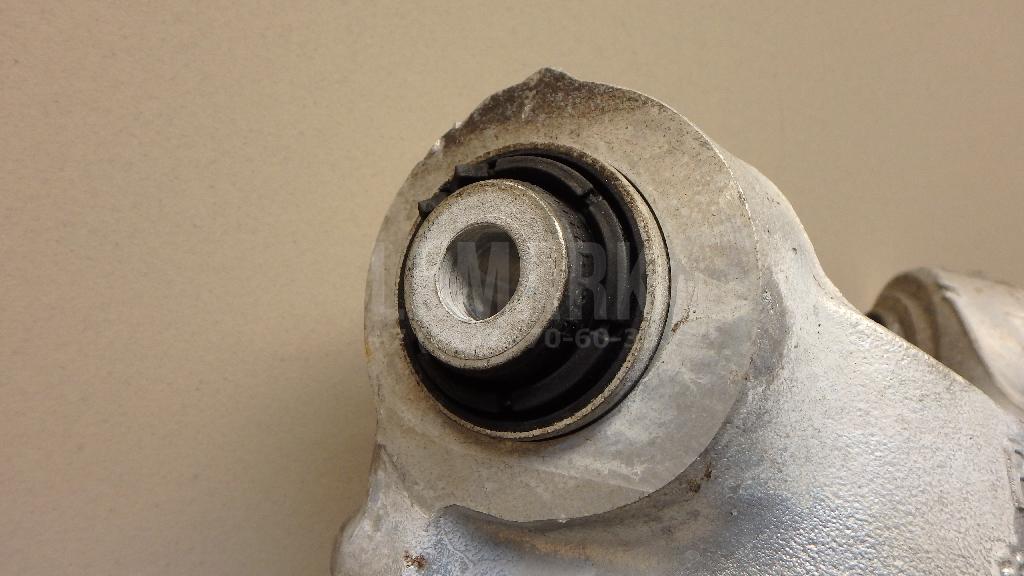 Кулак поворотный задний правый для  BMW 4-serie F32/F33/F82 2012-2020