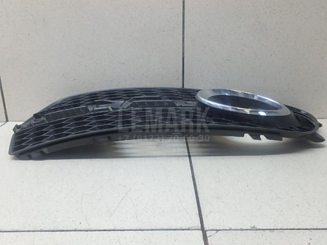 Решетка в бампер правая для  BMW 7-serie G11/G12 2015-2022