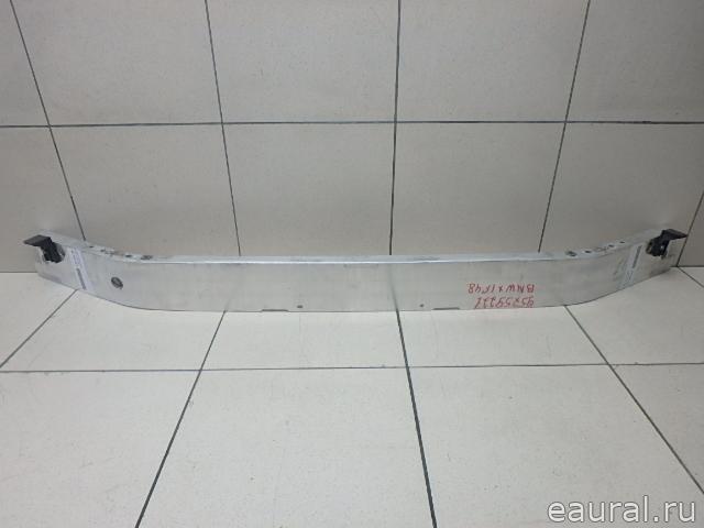 Усилитель переднего бампера