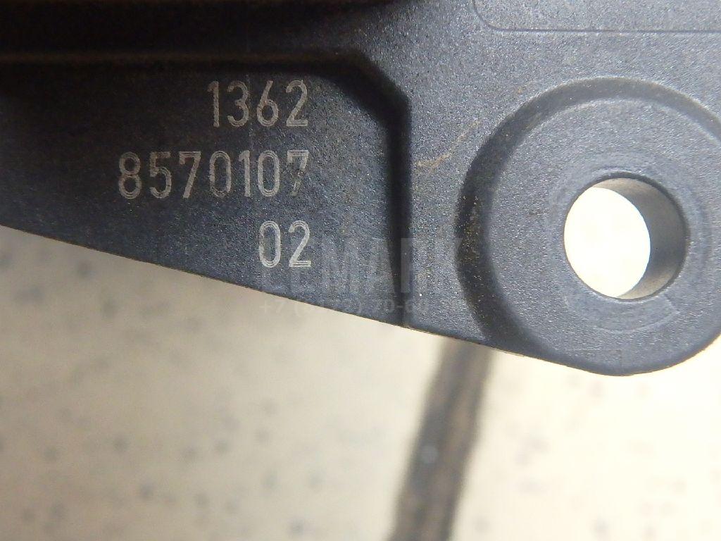 Расходомер воздуха (массметр) для  BMW 1-serie E82/E88 2007-2013