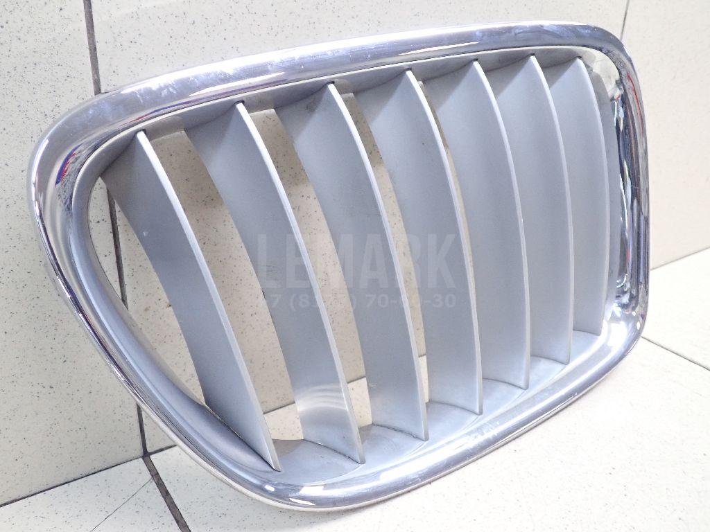 Решетка радиатора правая для  Audi A8 [4D] 1994-1998