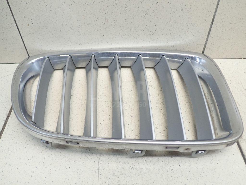 Решетка радиатора правая для  Audi A8 [4D] 1994-1998