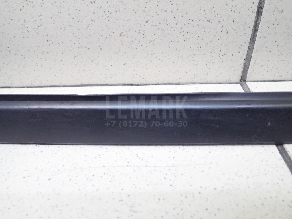 Молдинг лобового стекла для  Audi