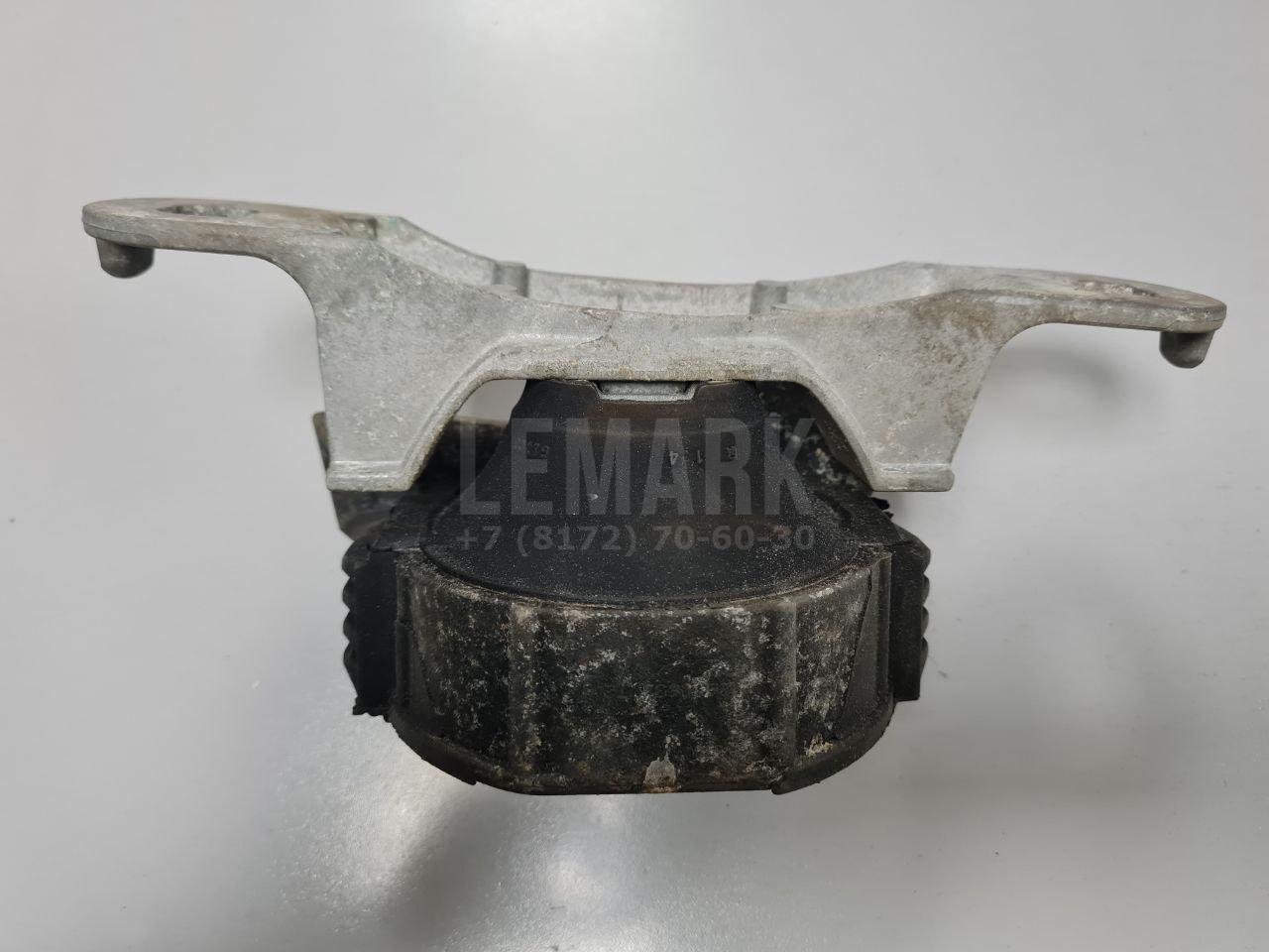 Опора двигателя правая 1509976 Ford