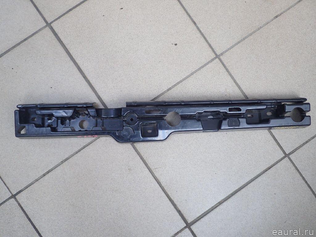 Кронштейн накладки на порог (наружней)