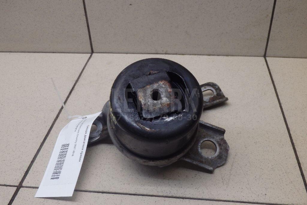 Опора двигателя правая 31257674 Volvo