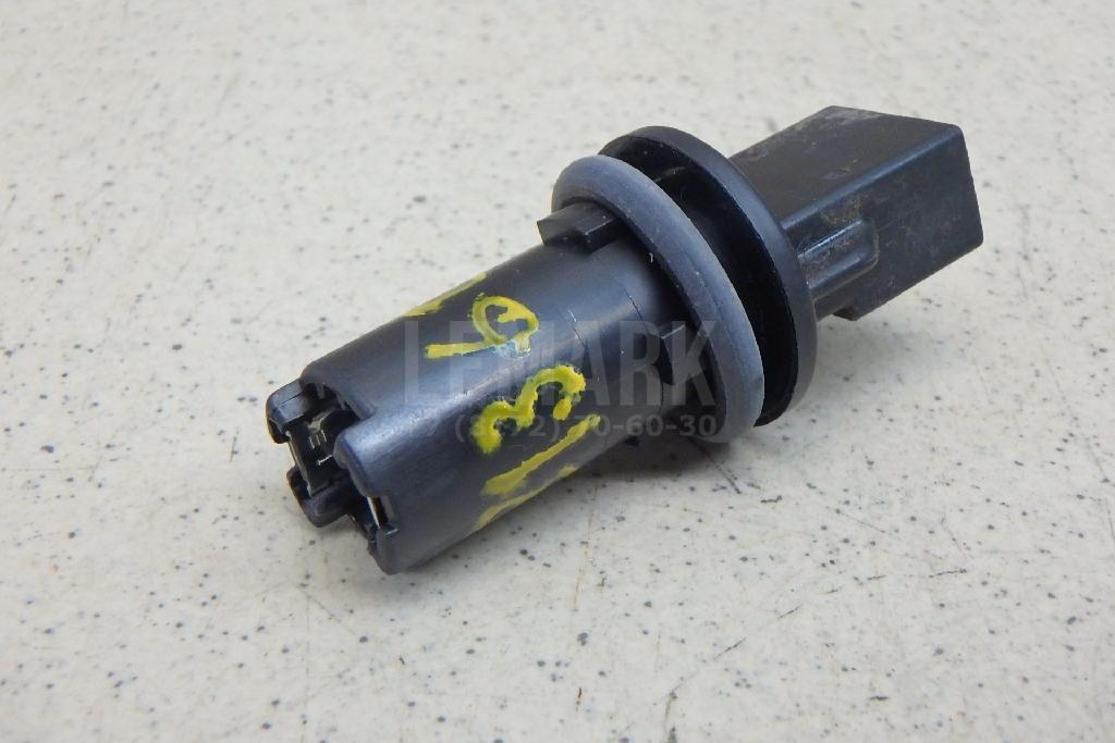 Патрон лампы 26240AG000 Nissan