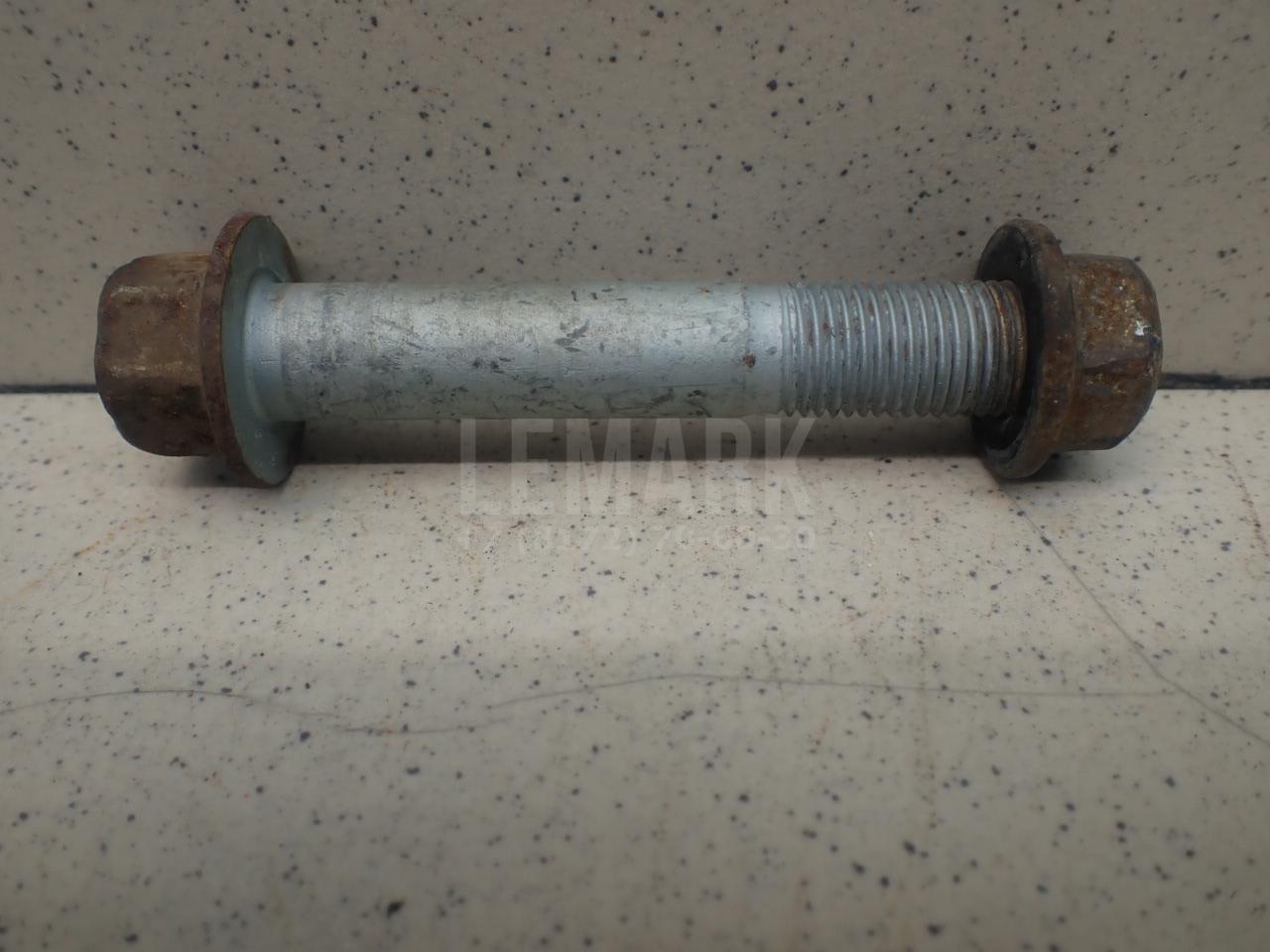 Болт заднего рычага 527122G000 Hyundai-Kia
