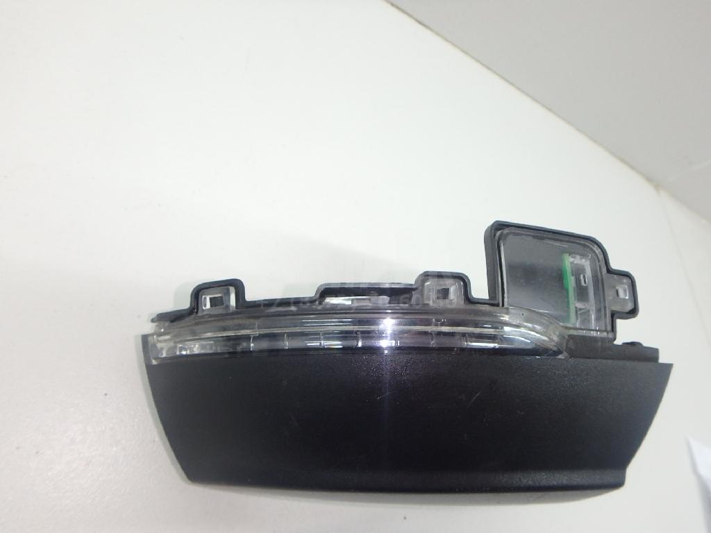Повторитель в зеркало 6R0949102F VAG