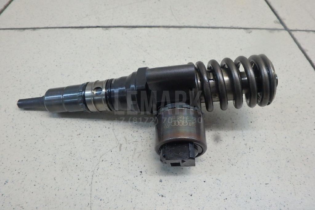 Форсунка дизельная электрическая 03G130073G VAG