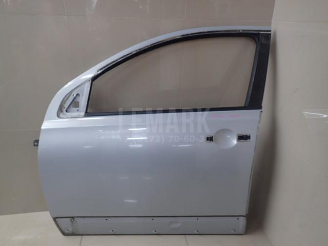 Дверь передняя левая H010AJD0M0 Nissan