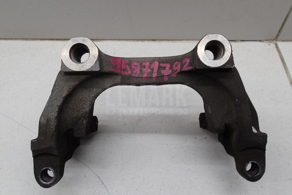 Скоба суппорта заднего 8V0615425 VAG