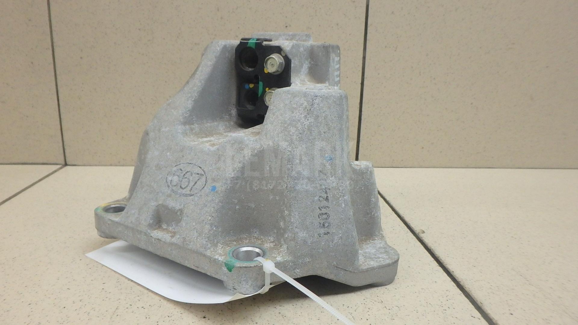 Кронштейн КПП 4521126667 Hyundai-Kia
